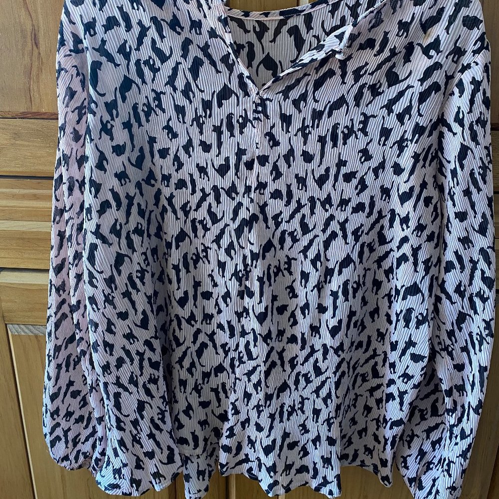 LADIES TOP - Picture 2 of 3